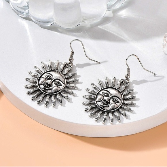 GlitzBlitz Boutique Jewelry - Any 4/$25! Silver Smiling Sun Face Boho Drop Earrings